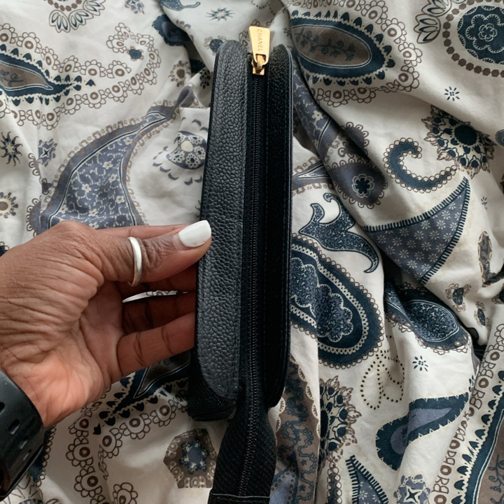 Vintage Chanel Timeless Pouch Cosmetic - Picture 4 of 11
